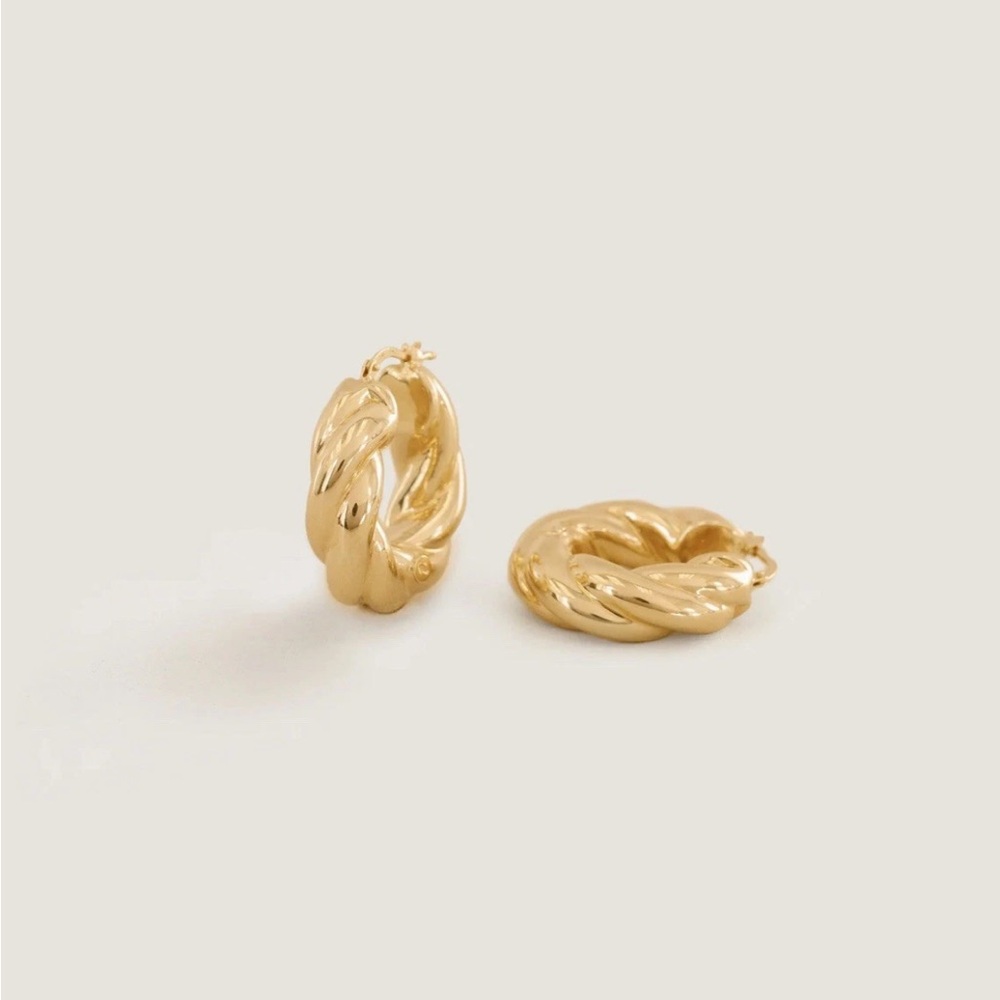 Kinn Studio Taylor Twist Hoop Earrings 27mm 14K Gold BNIB